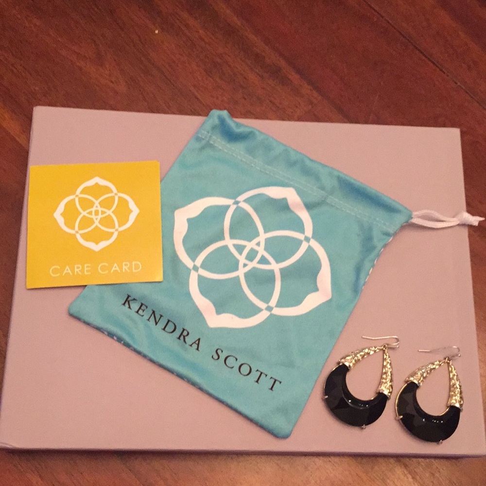 Kendra Scott Gold and Black Earrings EUC